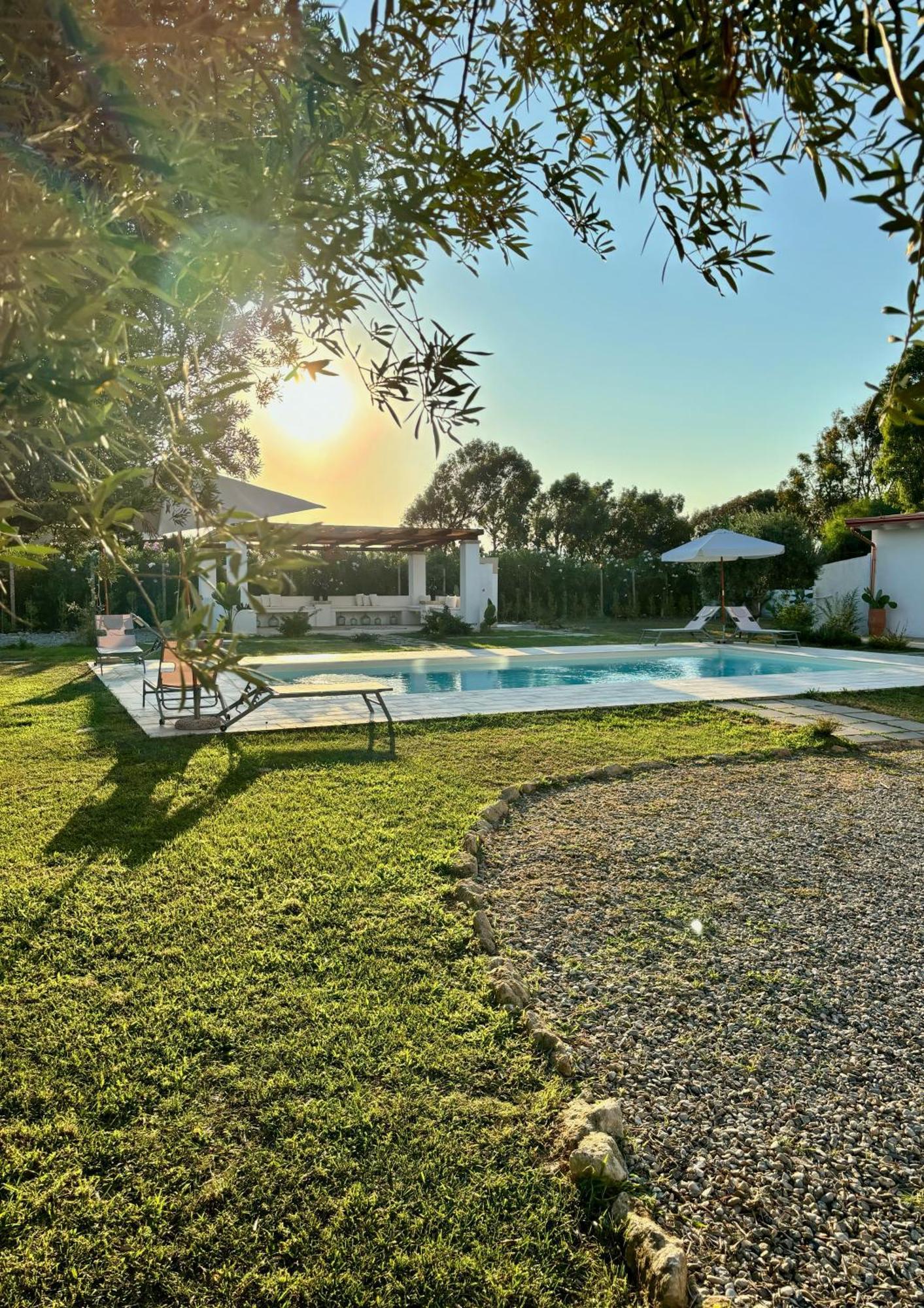 Relais Ruggiero Bed & Breakfast Le Castella  Exterior photo
